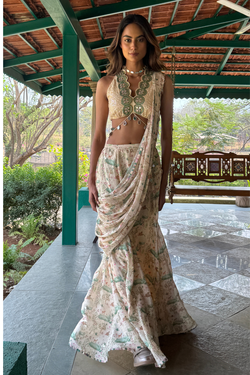 Lauren Gottlieb In Beige Pre Draped Saree